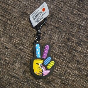 Colorful Peace Sign Keychain NWT💫